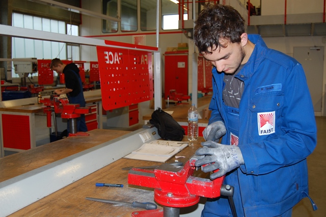 Kfm Fr Bromanagement Oder Industriekaufmann Arbeit